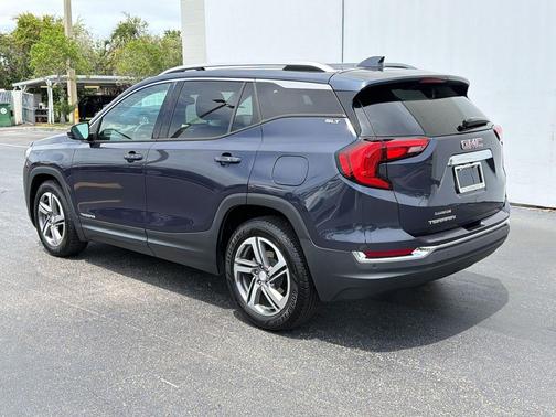 Blue Steel Metallic 2018 GMC Terrain SLT