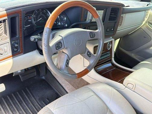 Sable Black 2003 Cadillac Escalade Base