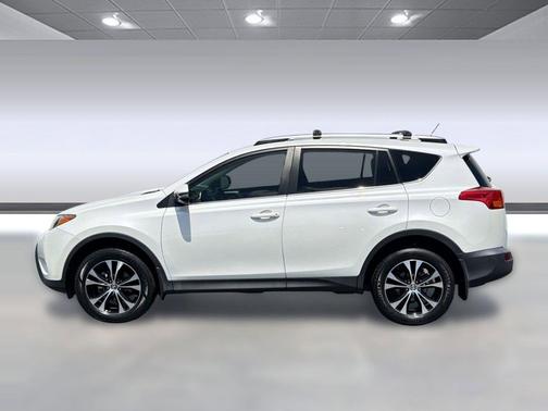 Blizzard Pearl 2015 Toyota RAV4 Limited