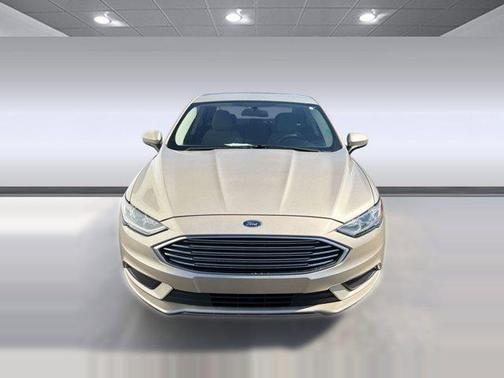 White Gold 2017 Ford Fusion S