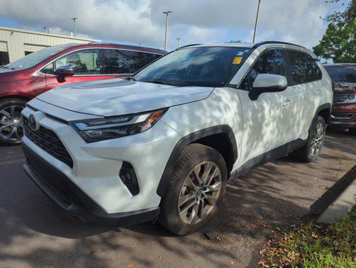 2023 Toyota RAV4 XLE Premium
