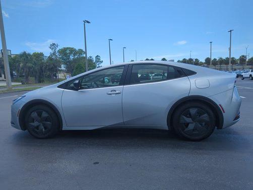 2024 Toyota Prius LE