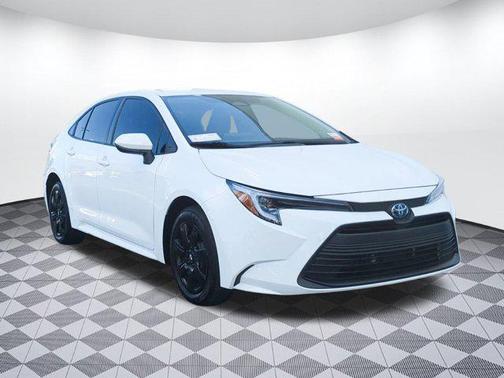 2025 Toyota Corolla Hybrid SE