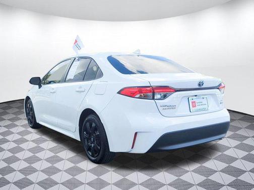 2025 Toyota Corolla Hybrid SE