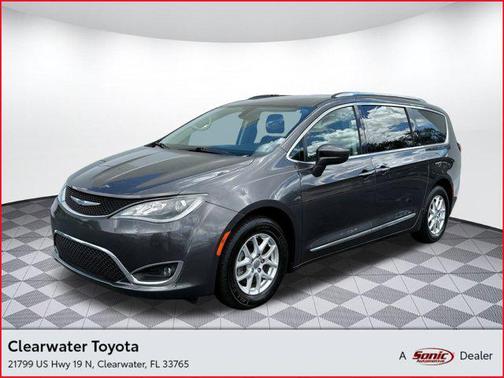 2020 Chrysler Pacifica Touring L