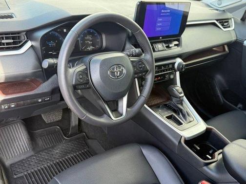 2024 Toyota RAV4 Limited
