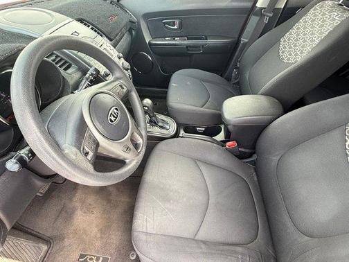 2011 Kia Soul +