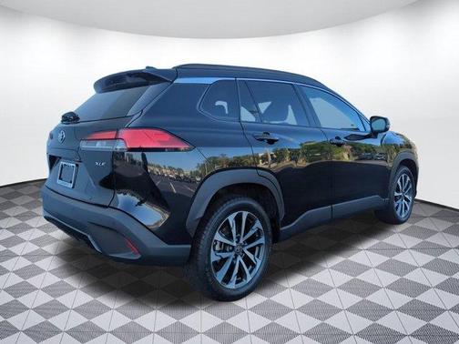 2023 Toyota Corolla Cross XLE