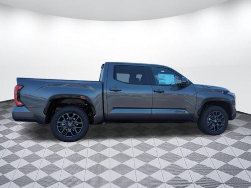 2025 Toyota Tundra Hybrid Platinum