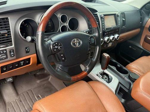 2013 Toyota Sequoia Platinum