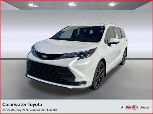 2025 Toyota Sienna Platinum