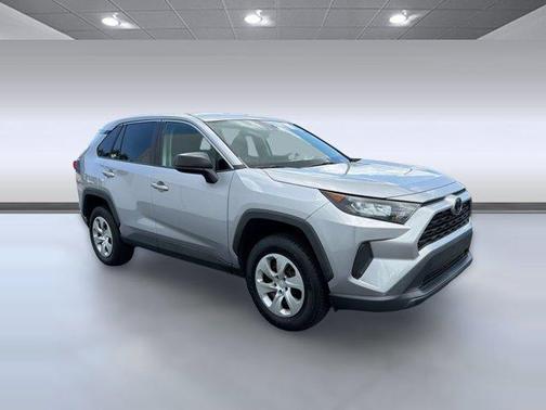 Magnetic Gray Metallic 2022 Toyota RAV4 LE