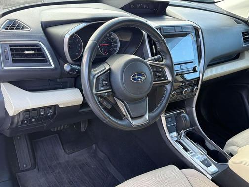 Crystal White Pearl 2019 Subaru Ascent Premium 7-Passenger
