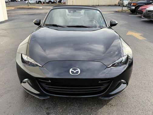 2021 Mazda MX-5 Miata Sport