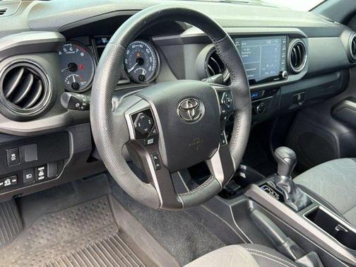 Midnight Black Metallic 2022 Toyota Tacoma TRD Off Road