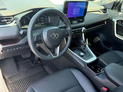 2025 Toyota RAV4 Hybrid Limited