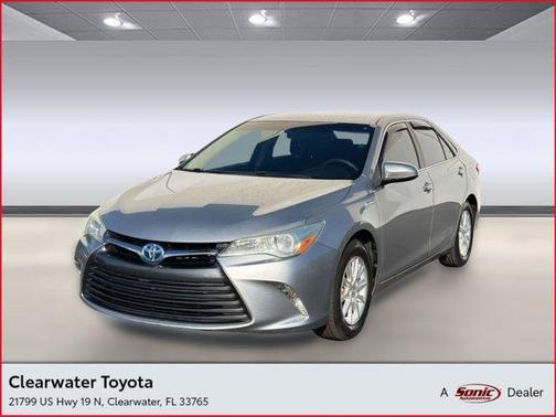 Celestial Silver Metallic 2015 Toyota Camry Hybrid LE