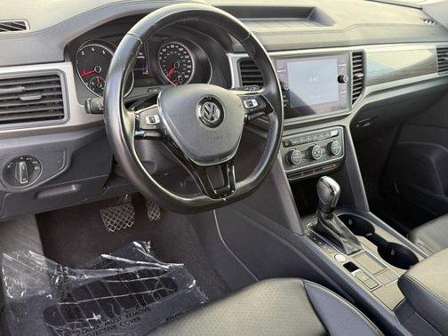 2020 Volkswagen Atlas 2.0T SE w/Technology