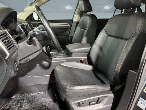 2020 Volkswagen Atlas 2.0T SE w/Technology