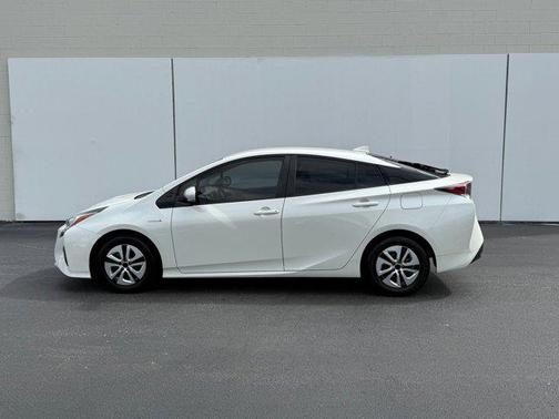 2016 Toyota Prius Four