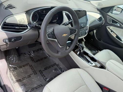 2024 Chevrolet Malibu FWD 2LT