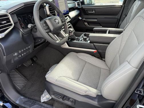2025 Toyota Tundra SR