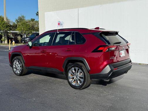 2022 Toyota RAV4 XLE Premium