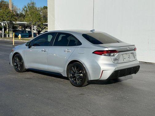 2025 Toyota Corolla SE