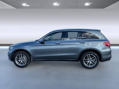 2017 Mercedes-Benz GLC 300 Base