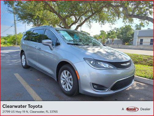 2019 Chrysler Pacifica Touring L