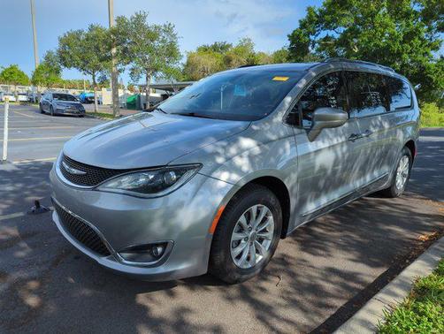 2019 Chrysler Pacifica Touring L