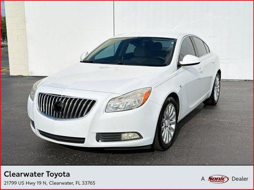 Summit White 2011 Buick Regal CXL