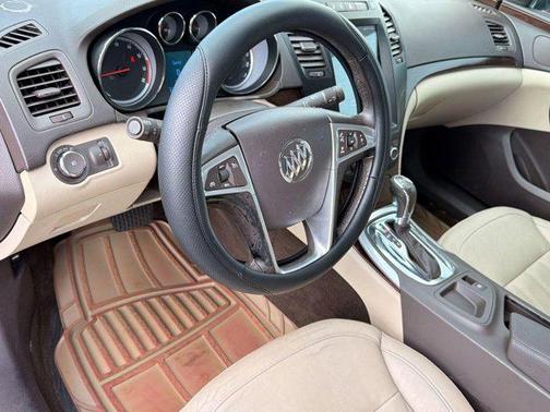 Summit White 2011 Buick Regal CXL
