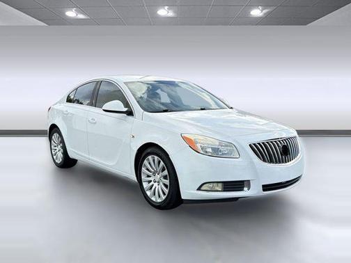 Summit White 2011 Buick Regal CXL