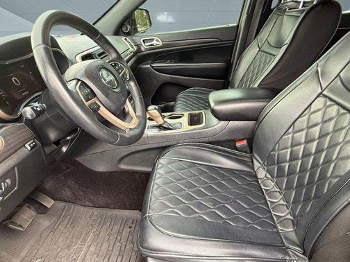 2017 Jeep Grand Cherokee Laredo