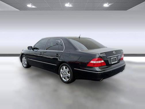 2004 Lexus LS 430 Base