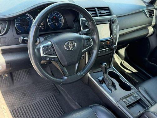 2015 Toyota Camry Hybrid XLE