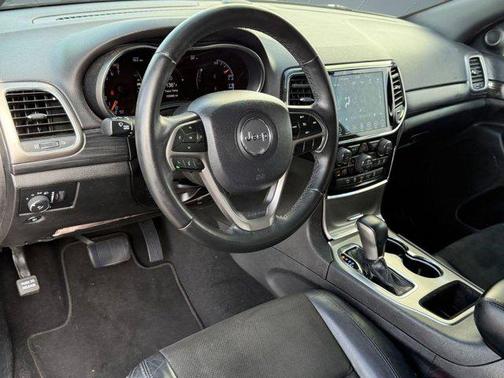 2019 Jeep Grand Cherokee Laredo