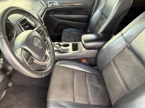 2019 Jeep Grand Cherokee Laredo