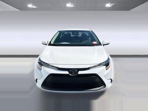 Ice Cap 2024 Toyota Corolla LE