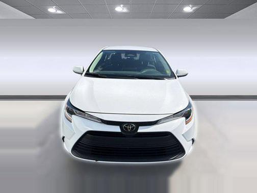 Ice Cap 2025 Toyota Corolla LE