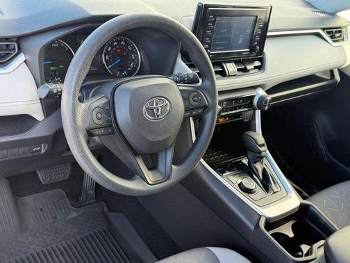 2021 Toyota RAV4 Hybrid XLE