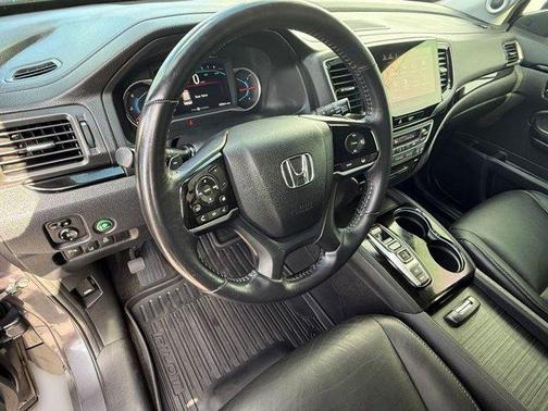 2019 Honda Pilot Touring 8-Passenger