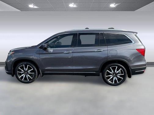 2019 Honda Pilot Touring 8-Passenger