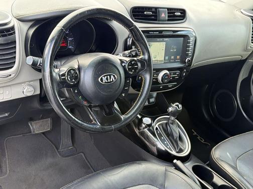 Shadow Black 2016 Kia Soul +