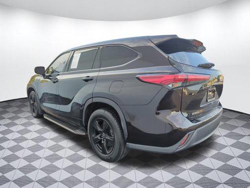2021 Toyota Highlander L