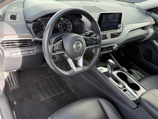 2020 Nissan Altima Platinum FWD