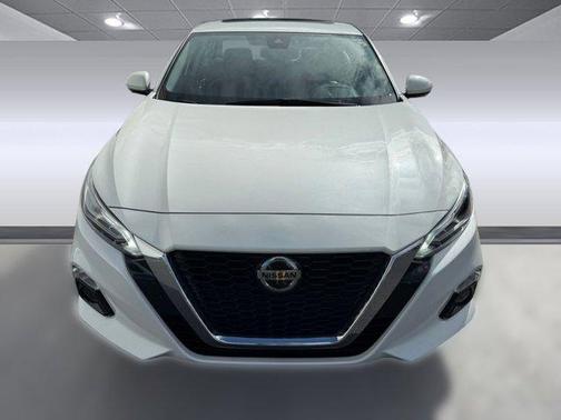 2020 Nissan Altima Platinum FWD