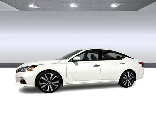 2020 Nissan Altima Platinum FWD