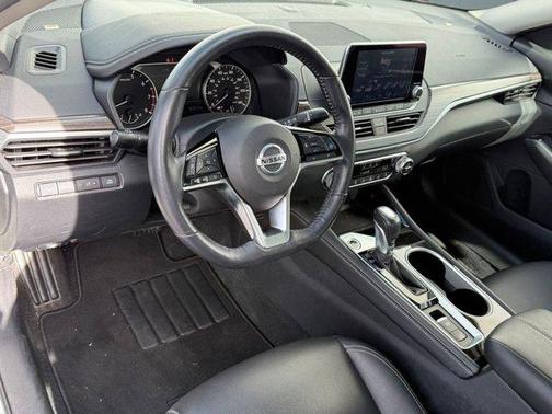 2020 Nissan Altima Platinum FWD